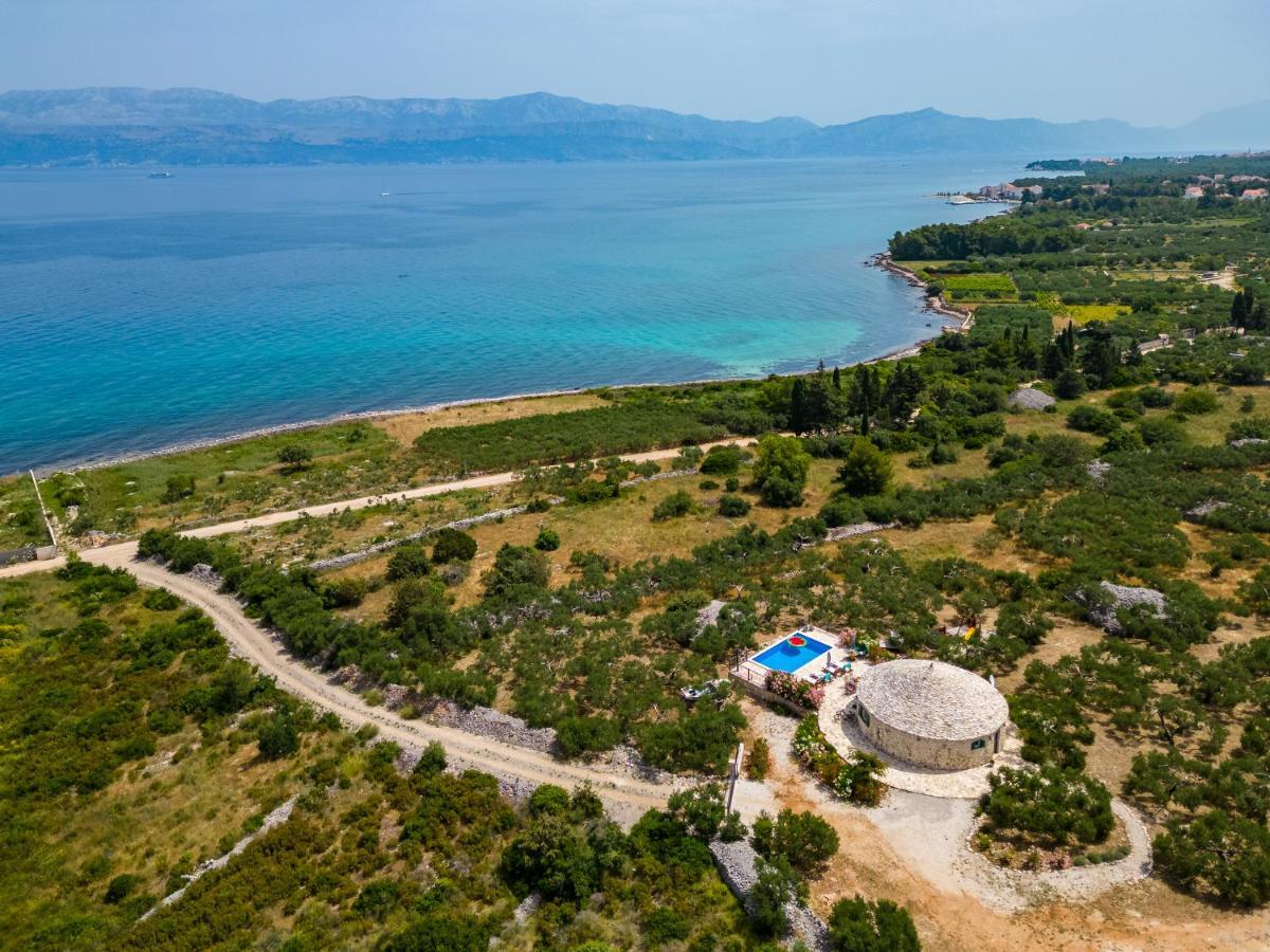 Island Getaway - Heritage House Mirce 외부 사진
