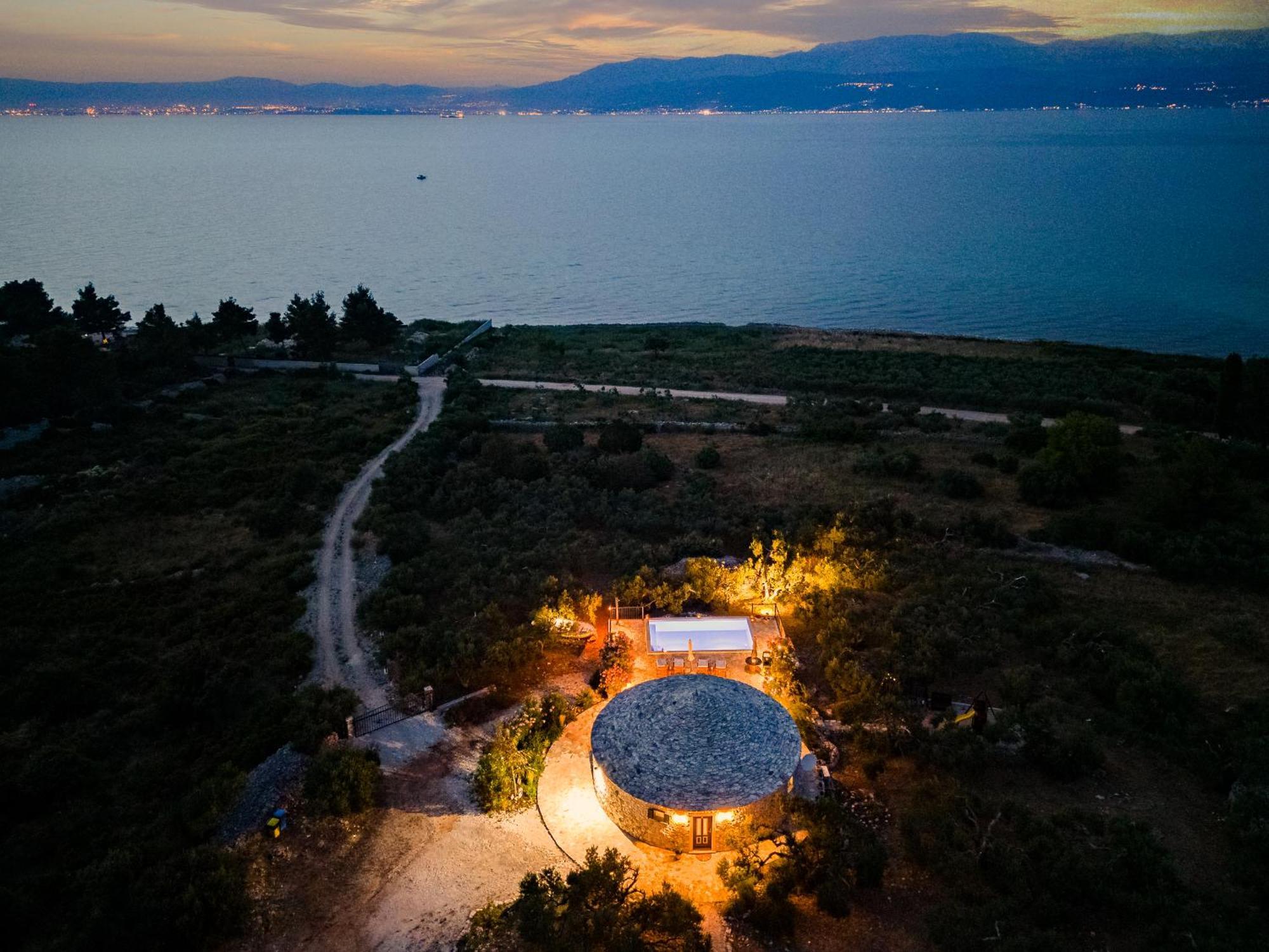 Island Getaway - Heritage House Mirce 외부 사진